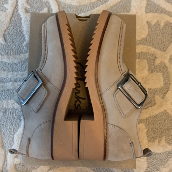 Clarks sz 6 - Picture 7 of 12